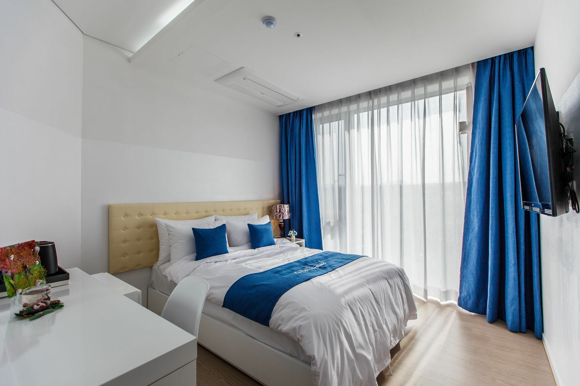 Blue Spring Hotel Jeju Eksteriør billede